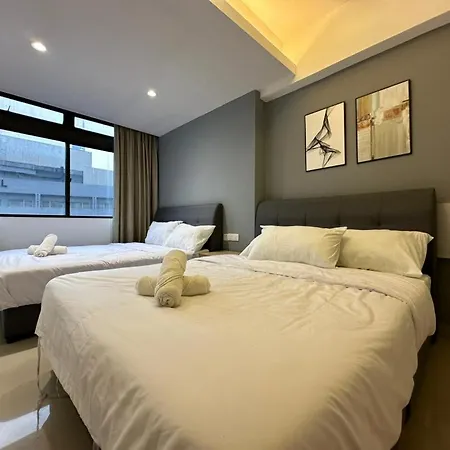 Modern Suite 12Pax @Farenheit 88